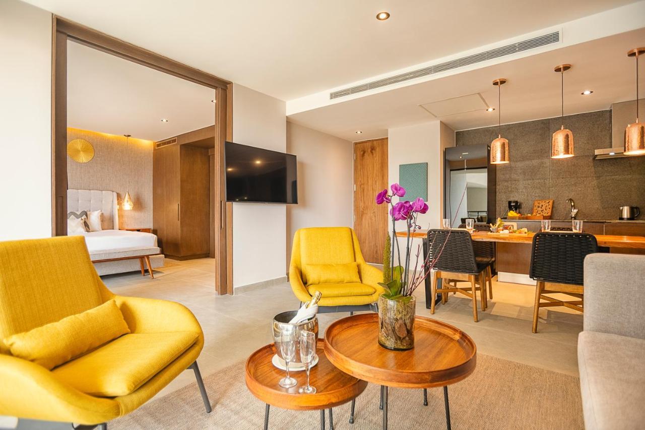 فندق The Fives Oceanfront بويرتو موريلوس المظهر الخارجي الصورة