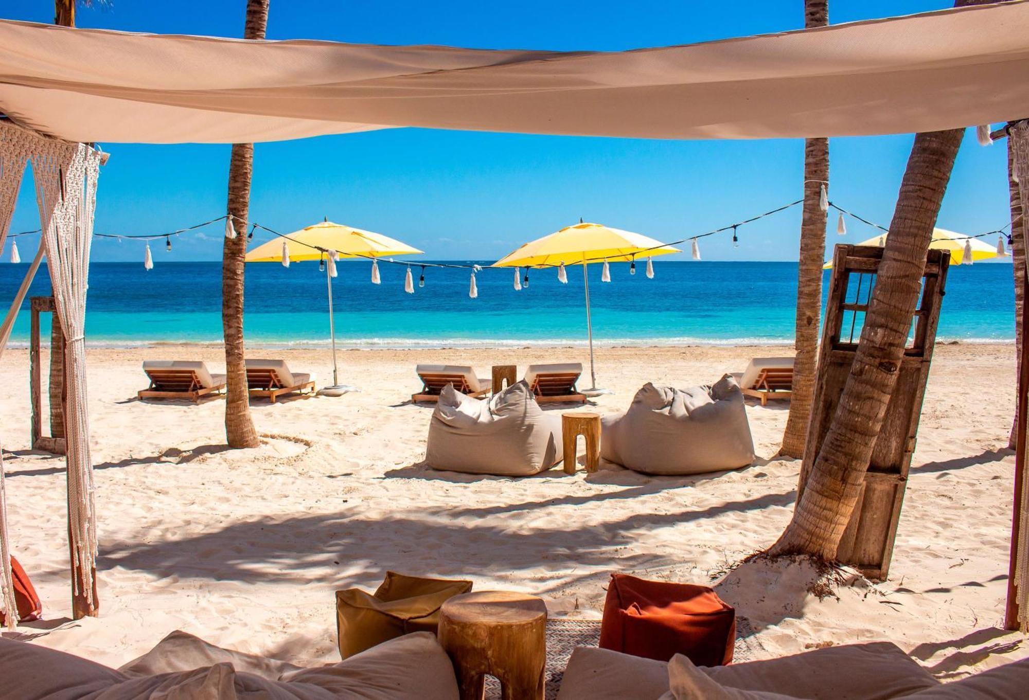 فندق The Fives Oceanfront بويرتو موريلوس المظهر الخارجي الصورة